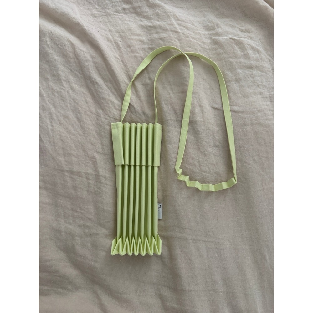 ISSEY MIYAKE Trunks Pleats Bag Pleated Crossbody Bag Lime Yellow Shoulder Bag